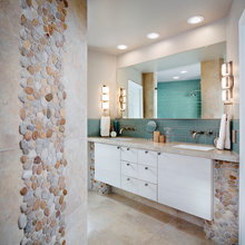 beachy bathroom