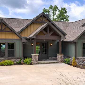 Valley View: Craftsman Home
