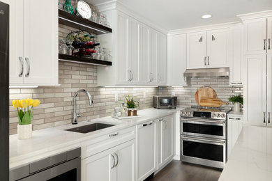 Inspiration for a transitional kitchen remodel in Minneapolis