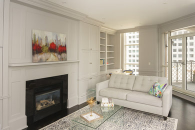 Living room - transitional living room idea in Toronto