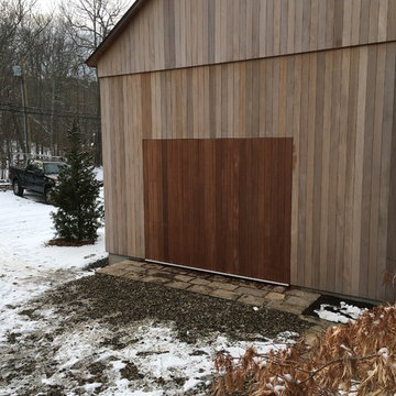 Flush-Mount single car door