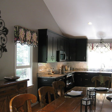 Colorful Kitchen/Dining Room