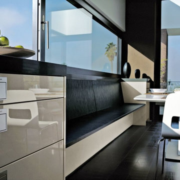 Modern Functional Kitchen in Los Angeles, CA