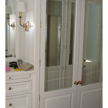 Walk-In Closets