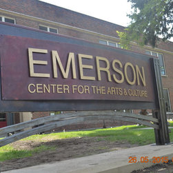 Emerson Center for the Arts & Culture - Produkte