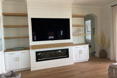 Living room - living room idea in Orlando