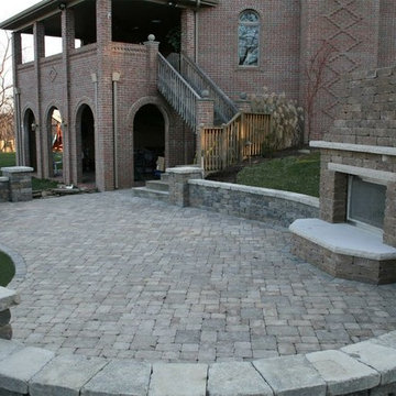 Warming Outdoor Fireplace & Fire Pit Retreats