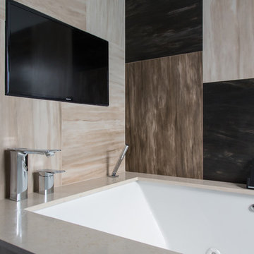 Modern Bathroom - Woodland Hills