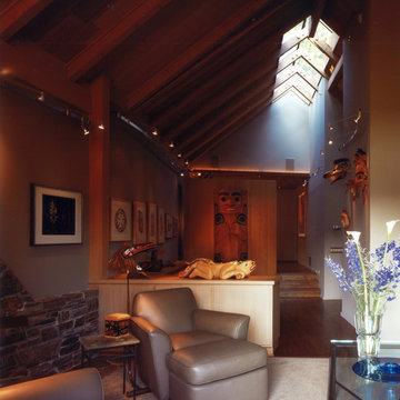 Hunts Point Residence