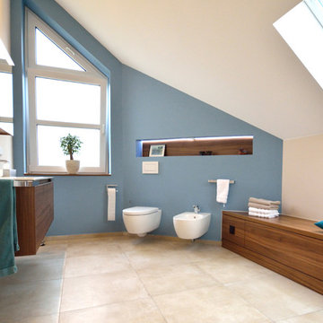 Wellnessbad mit großer Dusche