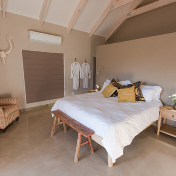 Nkanyi House