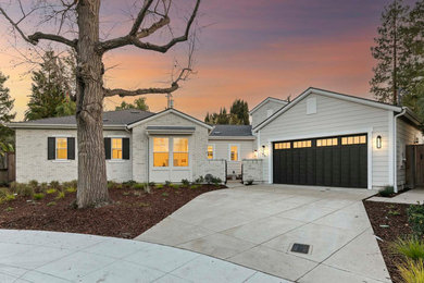 Transitional exterior home photo in Los Angeles