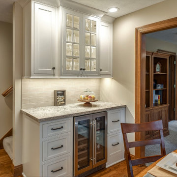 Shiloh Soft White Paint with Carob Cherry Island - Cambria Windermere