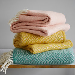 Home Accessories - Blankets