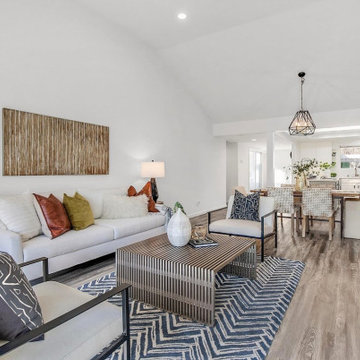 692 Silver Lake