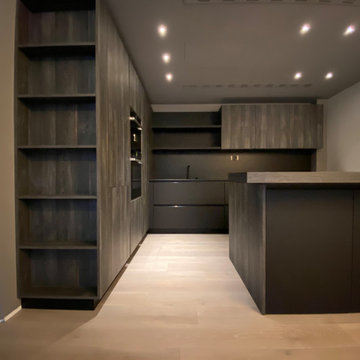 cucina black style_moderna con gola