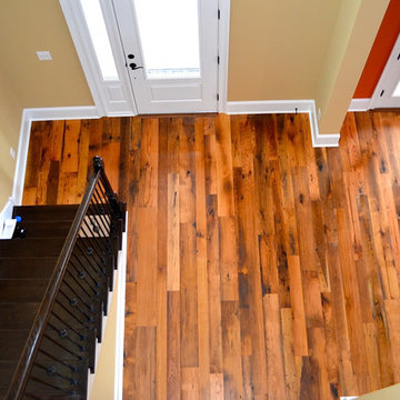 Antique Oak Light Hit Skip
