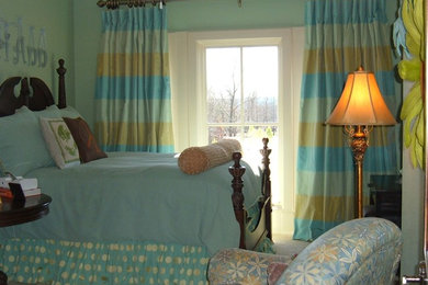 Elegant bedroom photo in Little Rock