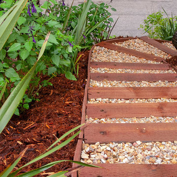 Gravel & Railroad Tie Stairs