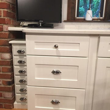 Small Kitchen: Keeping the Same Footprint, but Making a Kitchen Shine