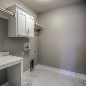 1.5-story custom Brandenburg - modern finishes