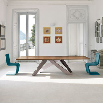 BIG TABLE