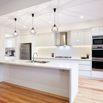 Holden Road - Kitchen