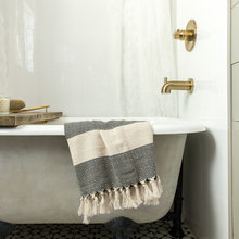 Farmhouse Bathroom
