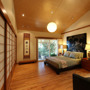 Japanese Contemporary Bedroom - Palos Verdes