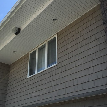 Bellmore Siding - Tuscan Clay Shakes with Santa Fe Stacked Stone