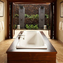 outdoor showers & bathtubs