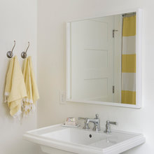Thompson Pedestal Sink