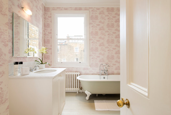 Классический Ванная комната by Firfield Developments
