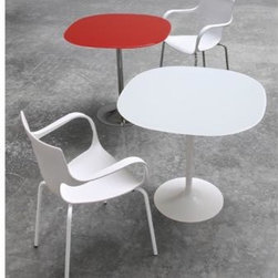 Flute- 4 legs chair by SOVETITALIA - Dining Chairs