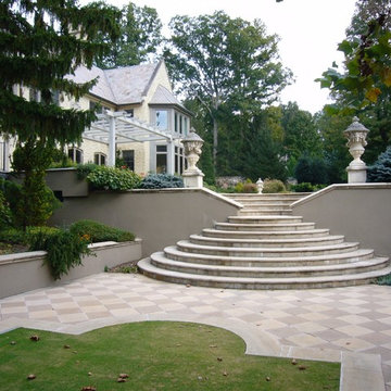 Classic Tudor & Grounds