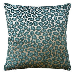 Cheetah Velvet Throw Pillow - Decorative Pillows