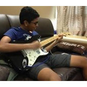 Danesh Ajiths foto