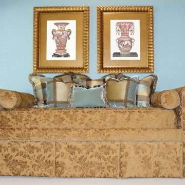 Upholstered Daybed