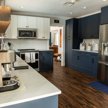 Contemporary Kitchen Update Done in a 2 Tone Color