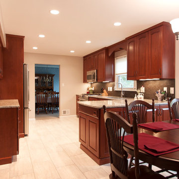 Franklin Glen Kitchen 13