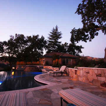 Alamo Residence