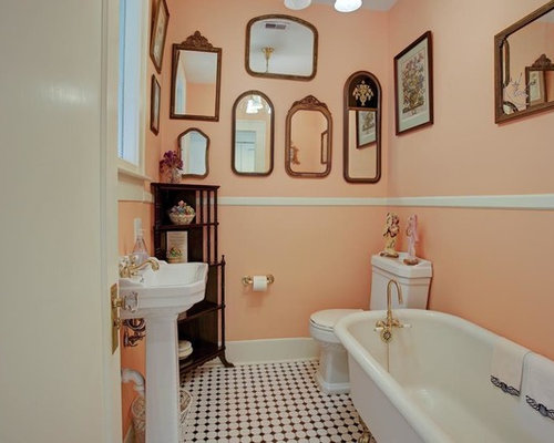 Rustikale Badezimmer mit rosa Wandfarbe Ideen, Design & Bilder | Houzz