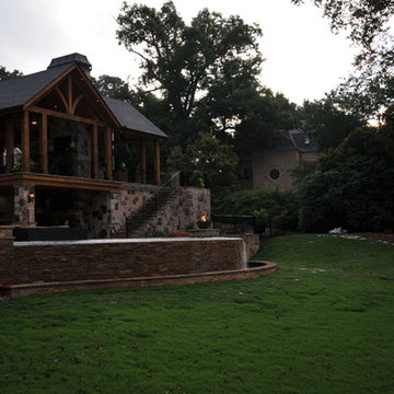 Lake Side Vanishing Edge
