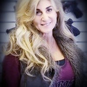 Carol Daviss foto