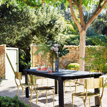 Backyard Garden Oasis
