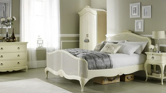 Willis and Gambier Ivory Bedstead - High End