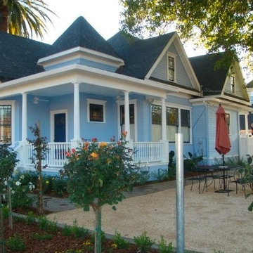Blue Victorian Vineyard with Event Hall
