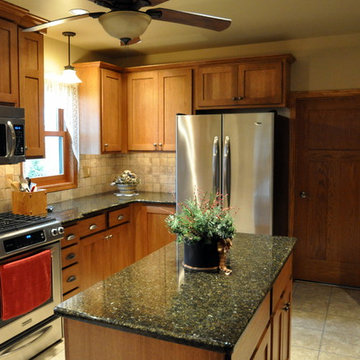 Cozy Craftsman Farmhouse Kitchen