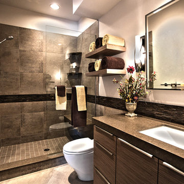 Mountain Home, Bathrooms
