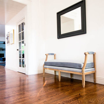 SCHAAL WHITE OAK AND UPHOLSTERY TRADITIONAL BENCH